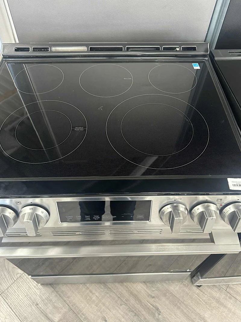 LG 30'' 6.3 pi cu Cuisinière encastrable - inox - LSEL6333XE - boîte ouverte