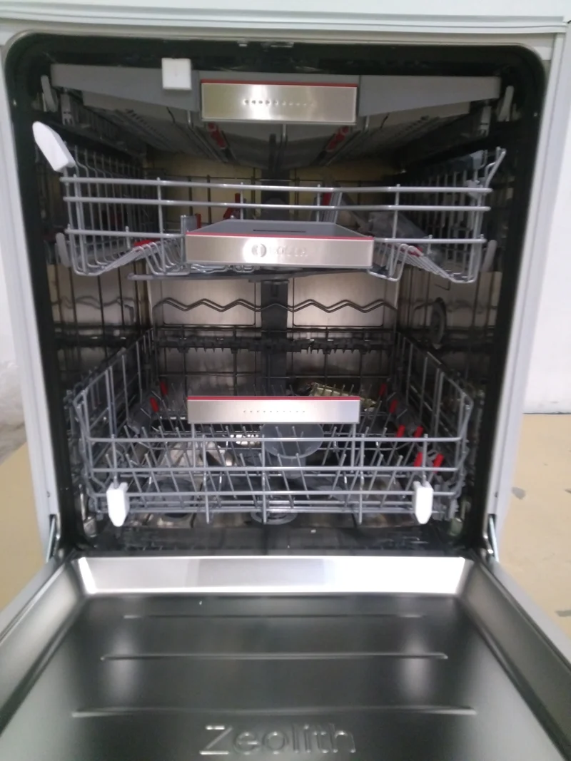 Lave-vaisselle Encastrable 14 couverts Reconditionné BOSCH SMV8YCX02E