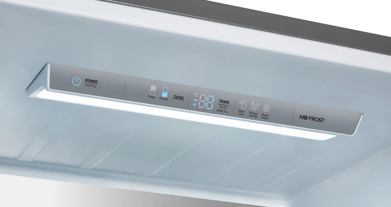 Hisense 28 po 14.7 pi. cu. Réfrigérateur - Profondeur comptoir - inox- RB15A2CSE - Boîte Ouverte