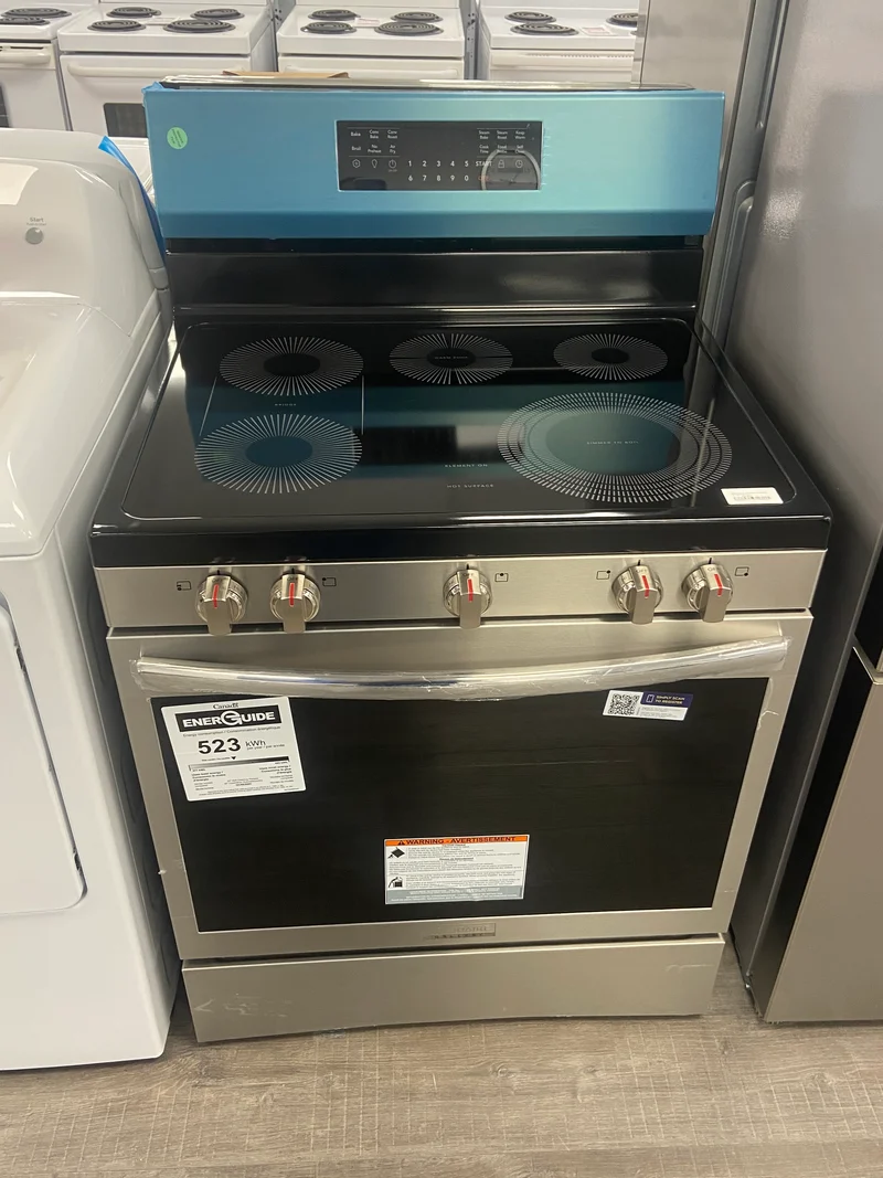 Frigidaire Gallery Cuisinière 30 po 5.3 pc - convection - auto-nettoyant - Inox - GCRE306CBF - boîte ouverte