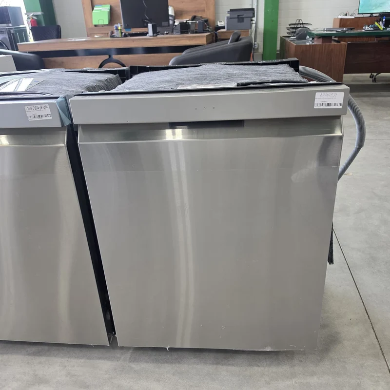 LG 24" 48dba - Lave-vaisselle 9 cycles de lavage - Energy Star - 3 paniers - Inox - LDPN454HT - Boîte ouverte