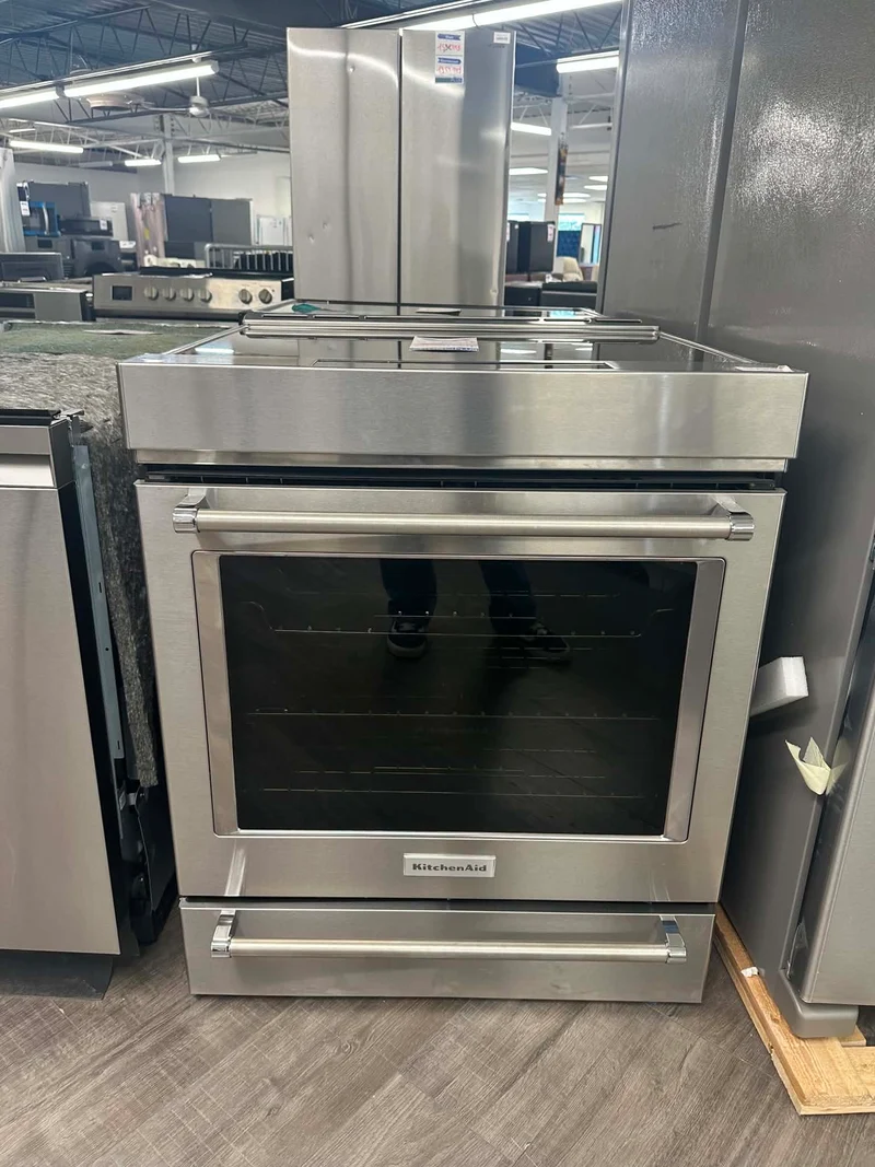 KitchenAid 30 po 6.4 pi cu Cuisinière Encastrable - 4 brûleurs - Convection - friture à air - inox - KSIS730PSS - boîte ouverte