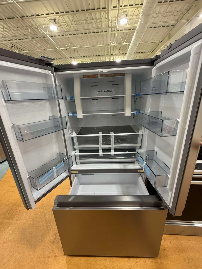 Hisense 36'' 22.5 pi cu réfrigérateur portes francaises - inox - RF225A3CSE - Neuf