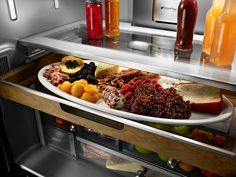 KitchenAid 36'' 23.8 pi cu Réfrigérateur Profondeur de Comptoir - Distributeur d’eau et de glaçons - Inox - KRFC704FPS - Boîte Ouverte