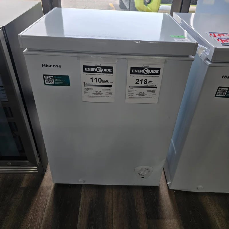 Hisense 24.6'' 5.0 pi cu Congélateur tombeau- blanc - FC50C7AWD - Boîte ouverte
