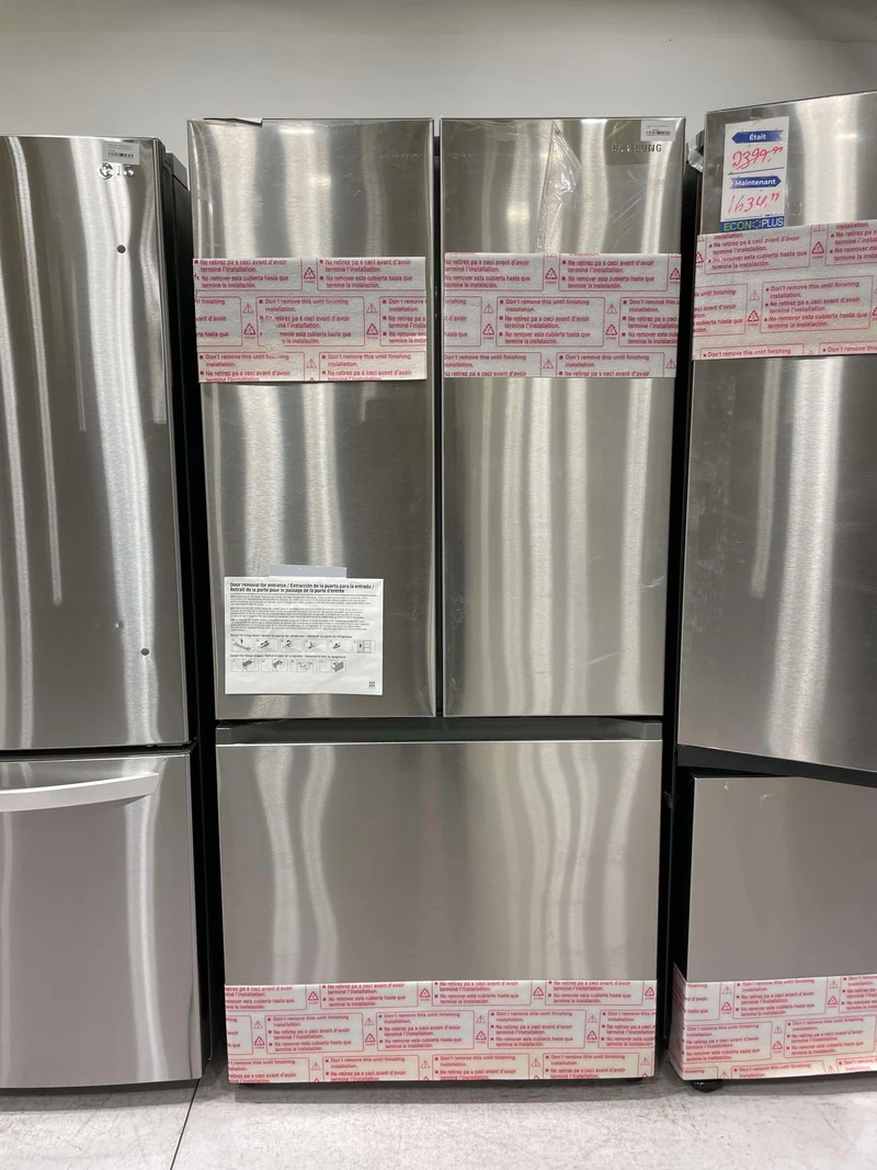 Samsung 33'' 24,5 pi cu Réfrigérateur à 3 battants - inox - RF25C5151SR - boîte ouverte