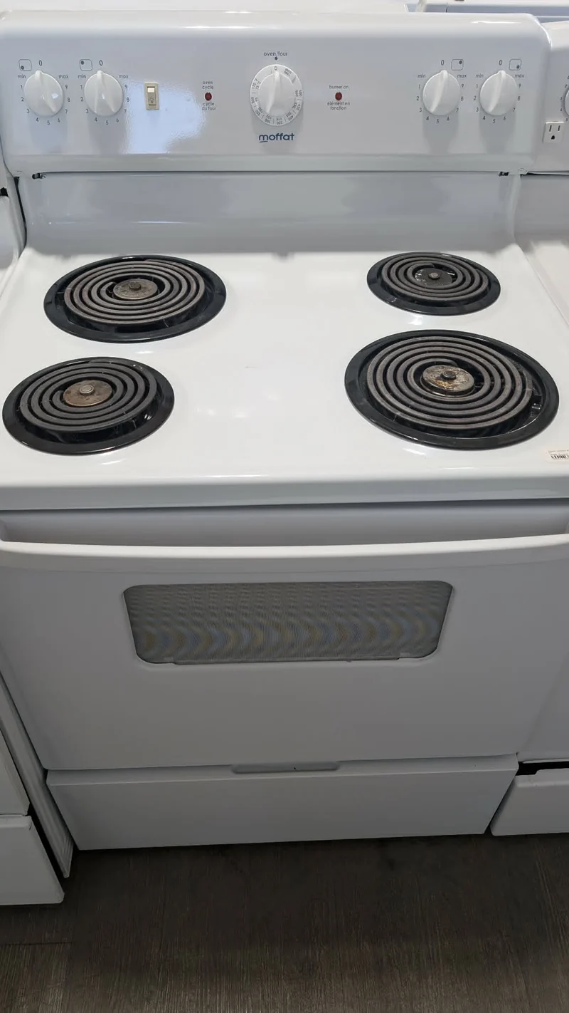 Moffat 30'' Cuisinière Serpentin- Blanc - Reconditionné