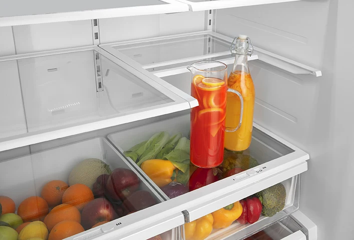 Hisense 36 po 26.6 pi cu. Réfrigérateur - Inox - RF27A3FSE - Boîte ouverte