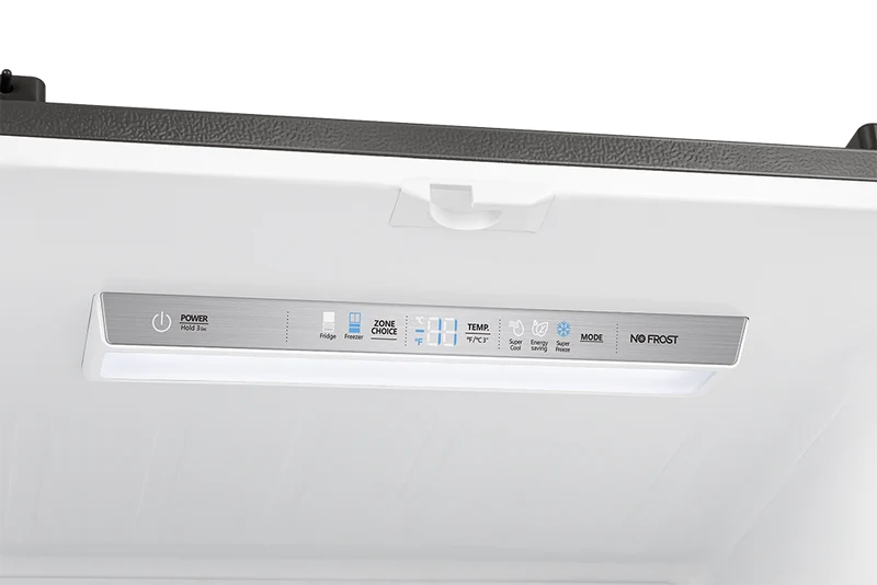 Hisense 28 po 14,8 pi.cu. Réfrigérateur à 4 battants - inox -RF15A4CSE - Boîte ouverte