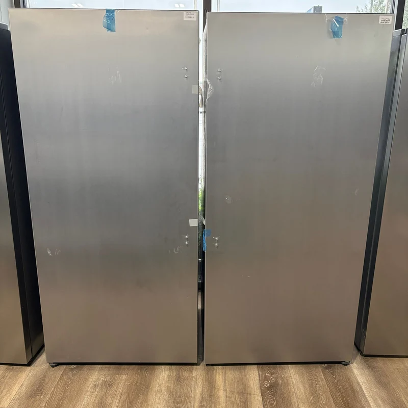 Frigidaire Professionnal 33'' 19 pi cu chacun - Ensemble tout Réfrigérateur et tout congélateur - inox - FPRU19F8WF - FPFU19F8WF - boîte ouverte