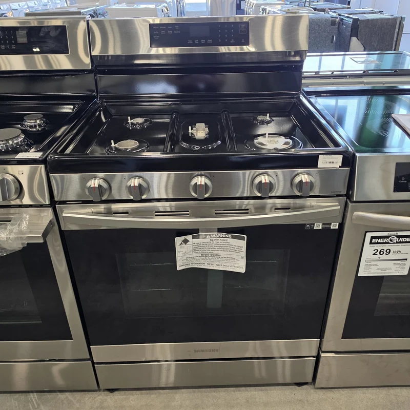 Samsung 30" 6 pi.cu. Cuisinière à gaz - intelligente - inox - NX60A6511SS - Boîte ouverte