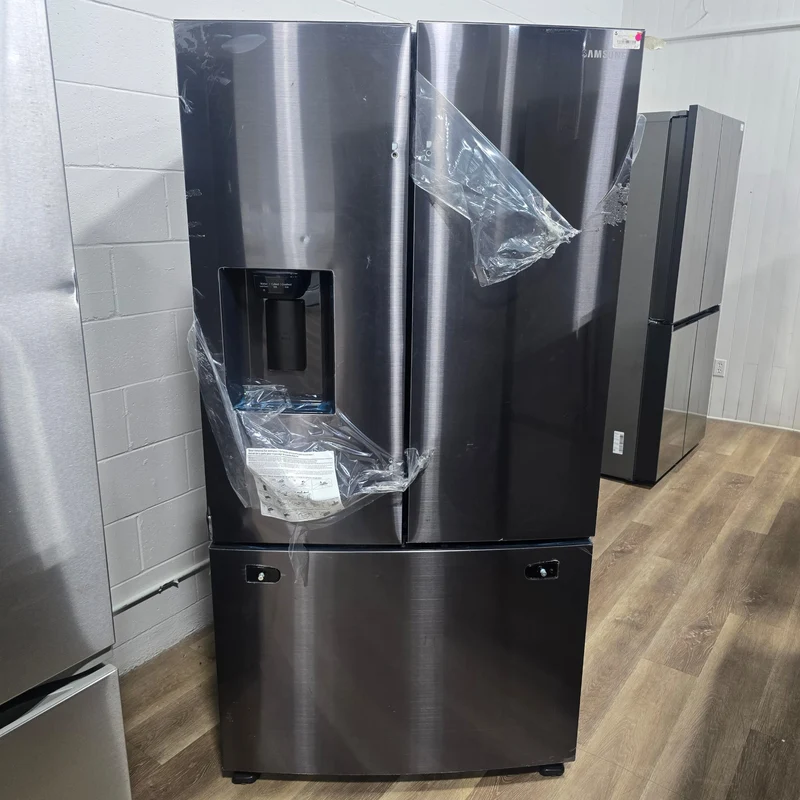 Samsung 36'' 28 pi cu. Réfrigérateur à portes françaises et Twin Cooling Plus™ - inox - RF27T5201SG - boîte ouverte