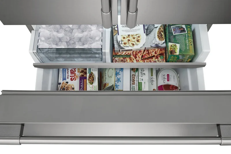 Frigidaire Professional 36'' 27.8pi cu.- Machine à glaçons et à eau - inox - PRFS2883AF - boîte ouverte