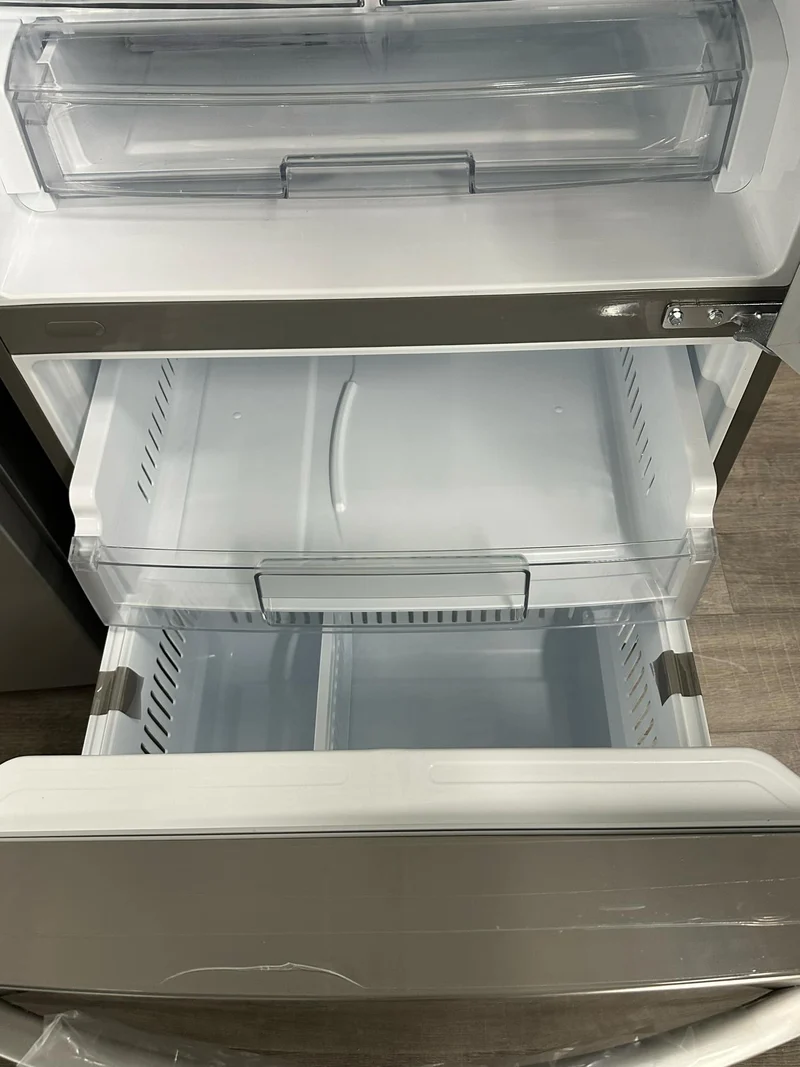 LG 30" po 22 pi.cu - Réfrigérateur à congélateur inférieur - Inox - ENERGY STAR® - LRDNS2200S - Boîte ouverte