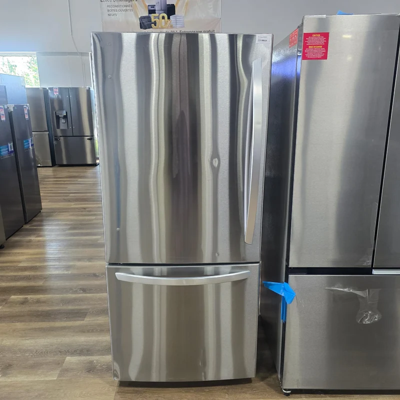 LG 30" po 22 pi.cu - Réfrigérateur à congélateur inférieur - Inox - ENERGY STAR® - LRDNS2200S - Boîte ouverte