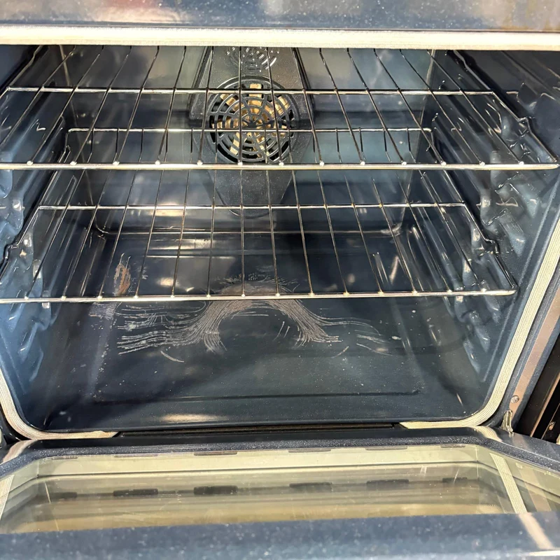 Samsung 30'' Cuisinière Vitrocéramique- inox- Reconditionné