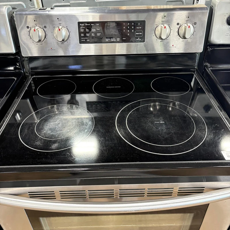 Samsung 30'' Cuisinière Vitrocéramique- inox- Reconditionné