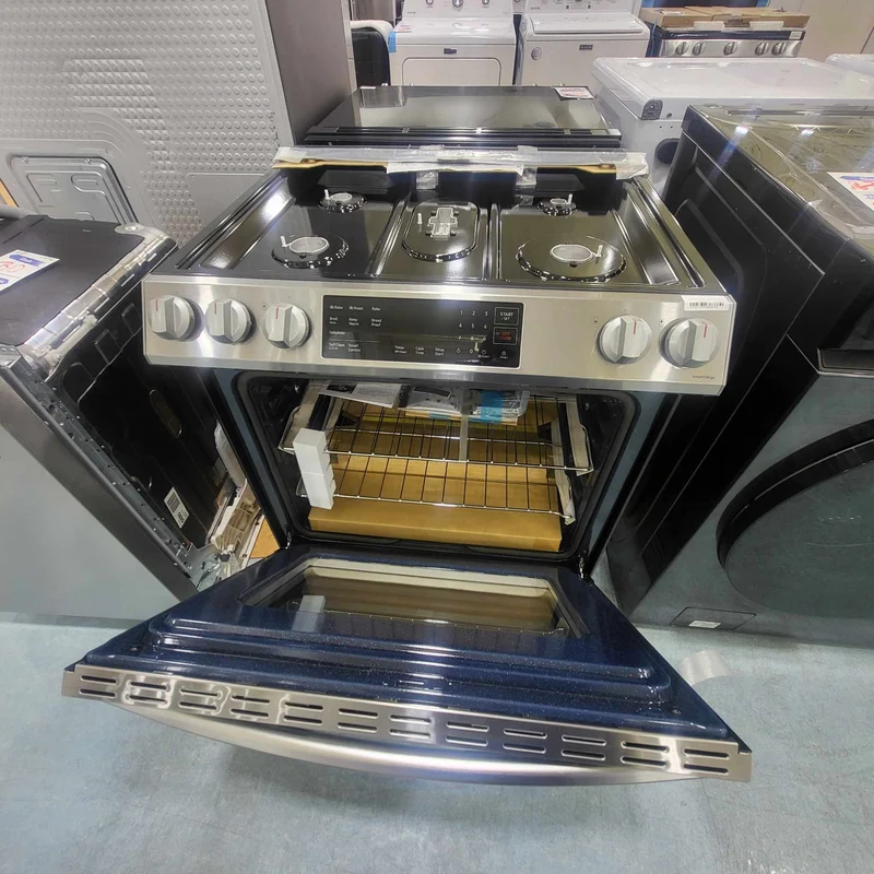Samsung 30" 6.0 pi cu Cuisinière à Gaz Autonettoyant - 5 brûleurs - Inox - NX60T8311SS - Boîte ouve