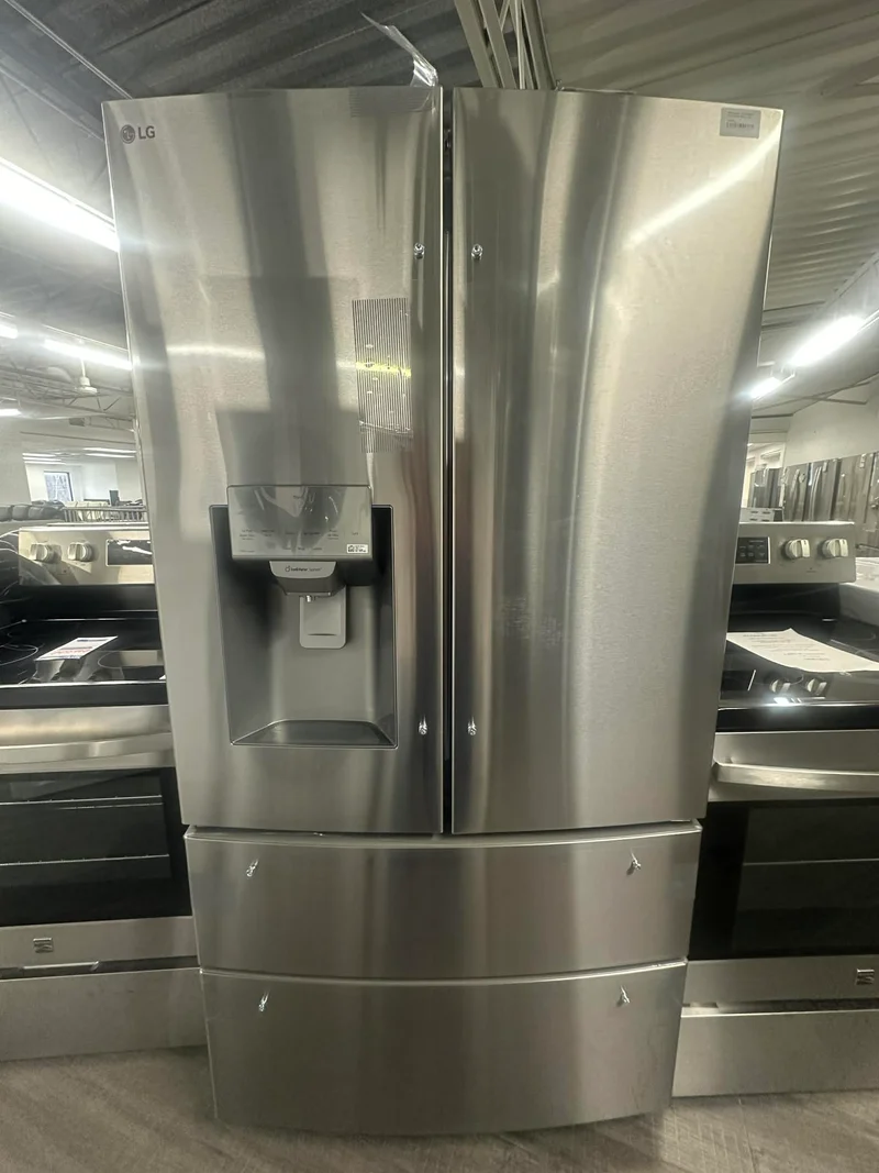 LG 36'' 30 pi cu Réfrigérateur 4 portes - Distributeur d'eau - Inox - LMXS28626S - boîte ouverte