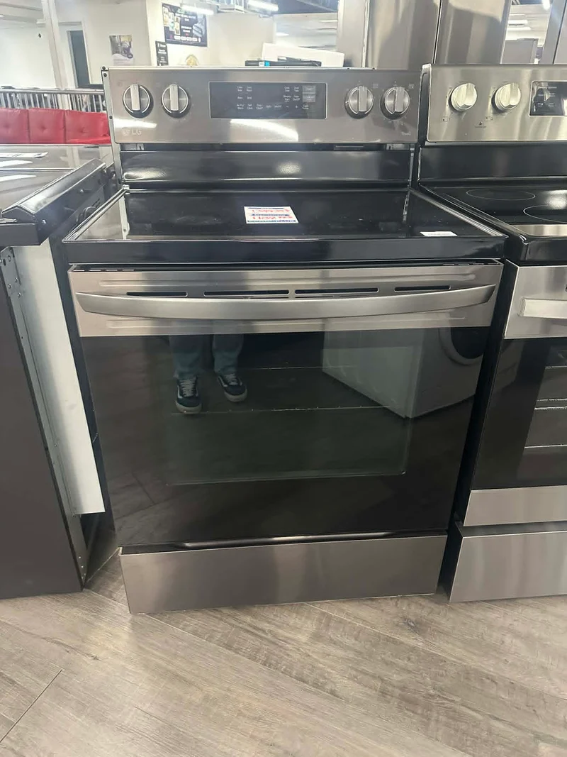 LG 30'' 6.3 pi.cu. cuisinière - 5 brûleurs - 1 Four - inox noir - LREL6323D - boîte ouverte