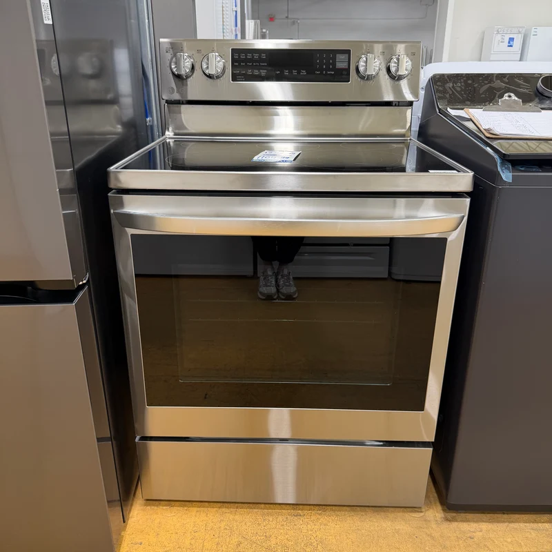 LG 30" 6.3 pi.cu - Cuisinière électrique à convection - Avec wifi et fonctionnalité InstaView ThinQ - 5 brûleurs - Inox - LREL6325F - Boîte Ouverte