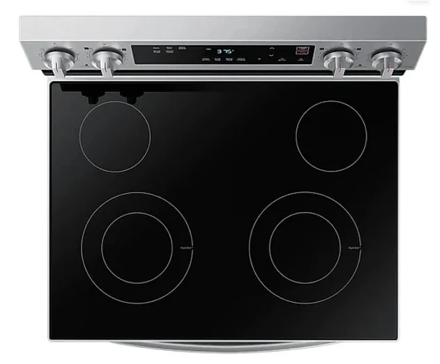 Samsung 30'' 6.3 pi.cu - Cuisinière électrique - 4 brûleurs - Inox - NE63A6111SS - Nouveau