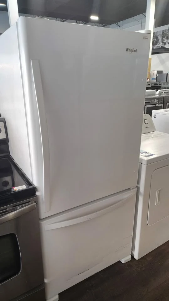 Whirlpool Réfrigérateur 30" congélateur inférieur-Blanc- reconditionné