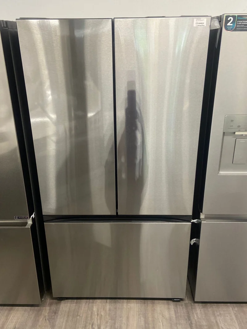 Réfrigérateur Samsung 36P, 23.9 Pi. cu. Portes françaises Inox - RF24BB6600QL - Boîte ouverte