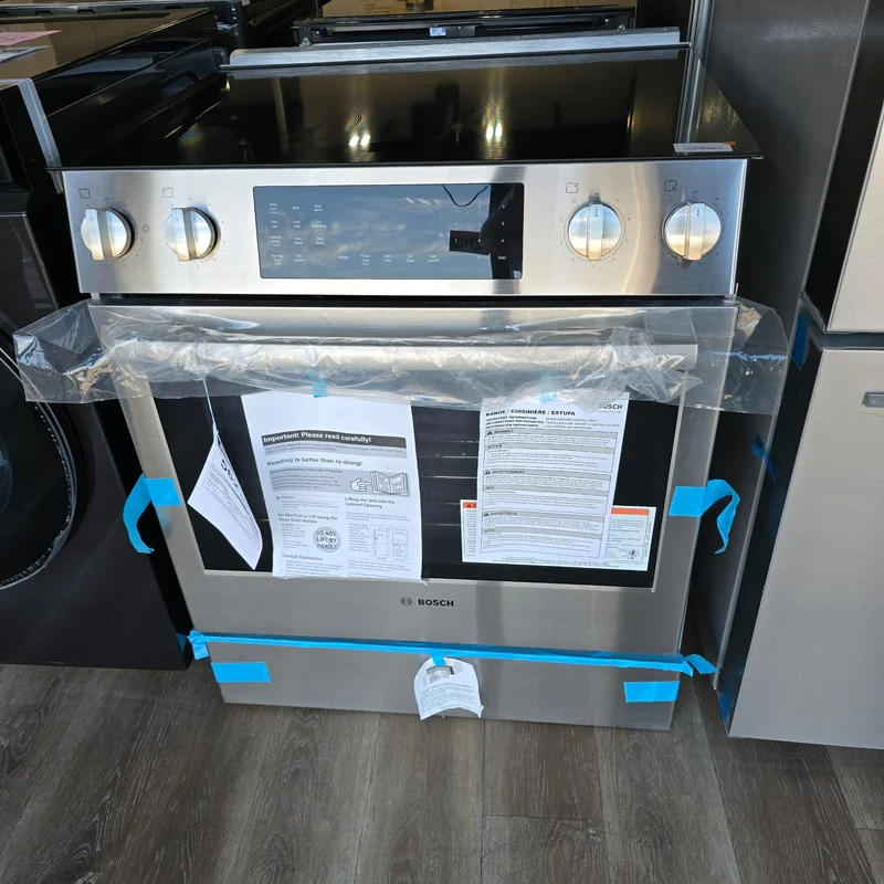 Bosch 30'' 4.6 pi cu série 800 Cuisinière autoportante - convection - tiroir réchaud - inox HEI8056C - boîte ouverte