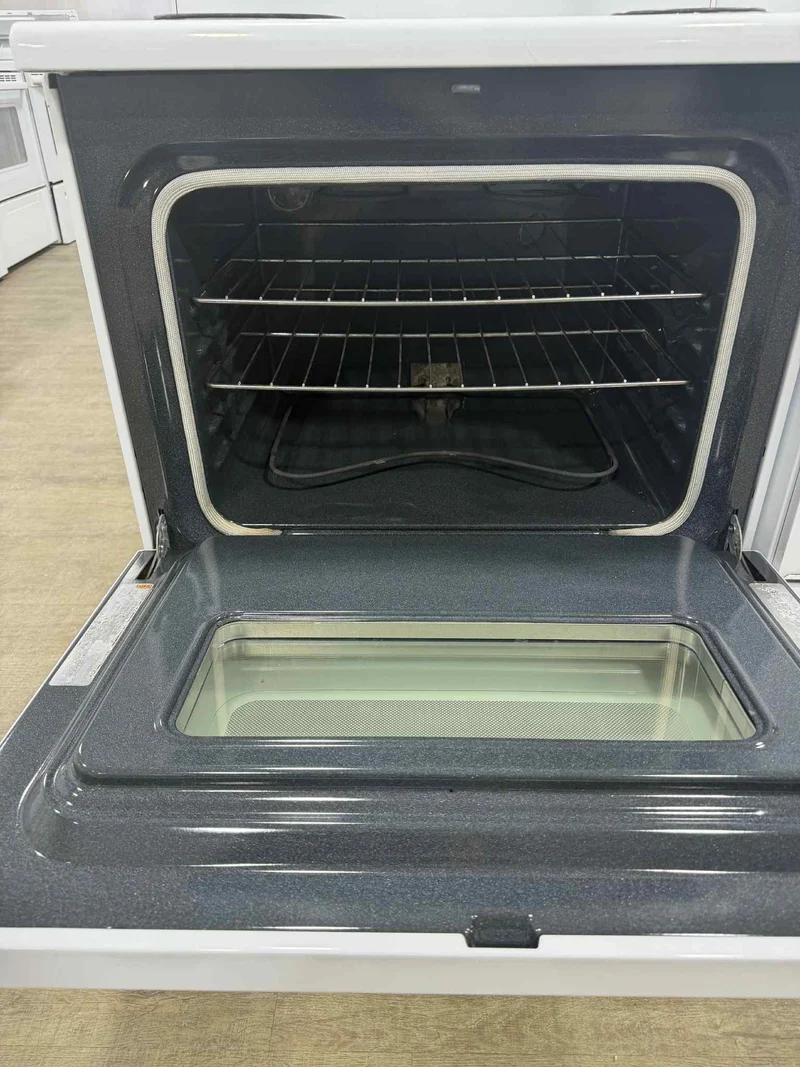 Inglis 30'' Cuisinière serpentin- blanc- reconditionné