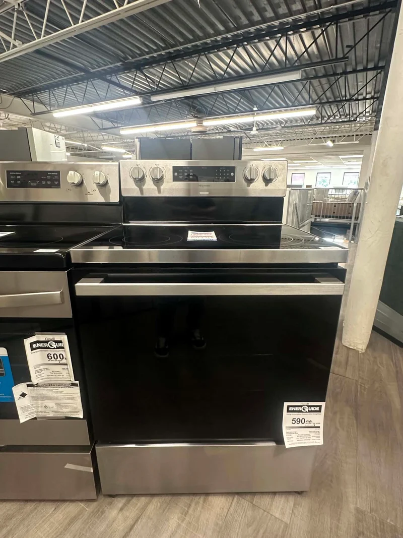 Hisense 30'' 5.8 pi Cuisinière électrique convection - inox - HBE3502CAS - Boîte ouverte