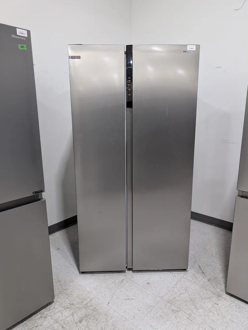 Hisense 36'' 19.2 pi cu Réfrigérateur côte à côte inox - RS19A2CSD - boîte ouverte