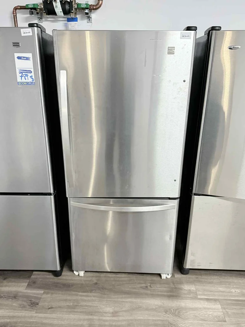 Kenmore 30'' – Réfrigérateur congélateur inférieur – Inox – Reconditionné