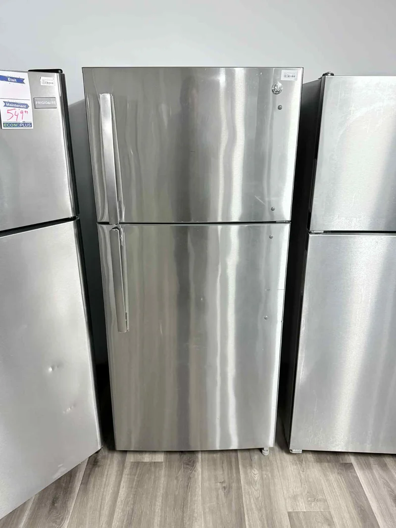 GE 30'' – Réfrigérateur Congélateur supérieur – Inox– Reconditionné