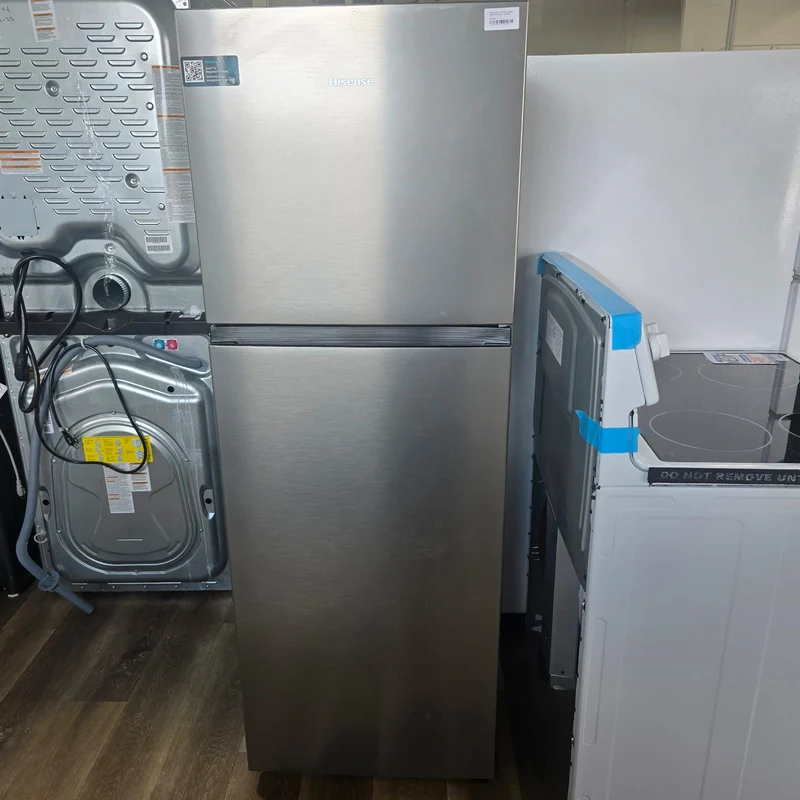 Hisense 24'' 11.5 pi cu. Réfrigérateur - Inox - RT12A2CSE - Boîte Ouverte