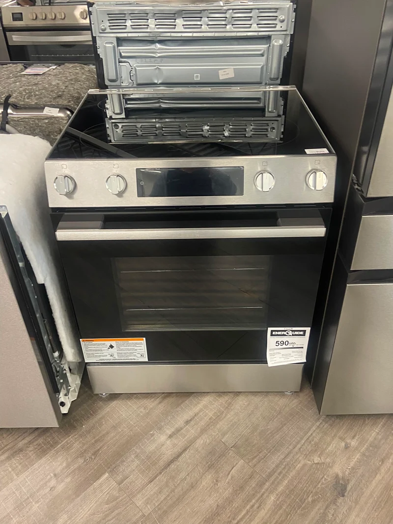 Bosch 30'' 5.8 pi cu Cuisinière Vitrocéramique - Autonettoyant - Convection - Inox - HEF1050MC - Boîte Ouverte