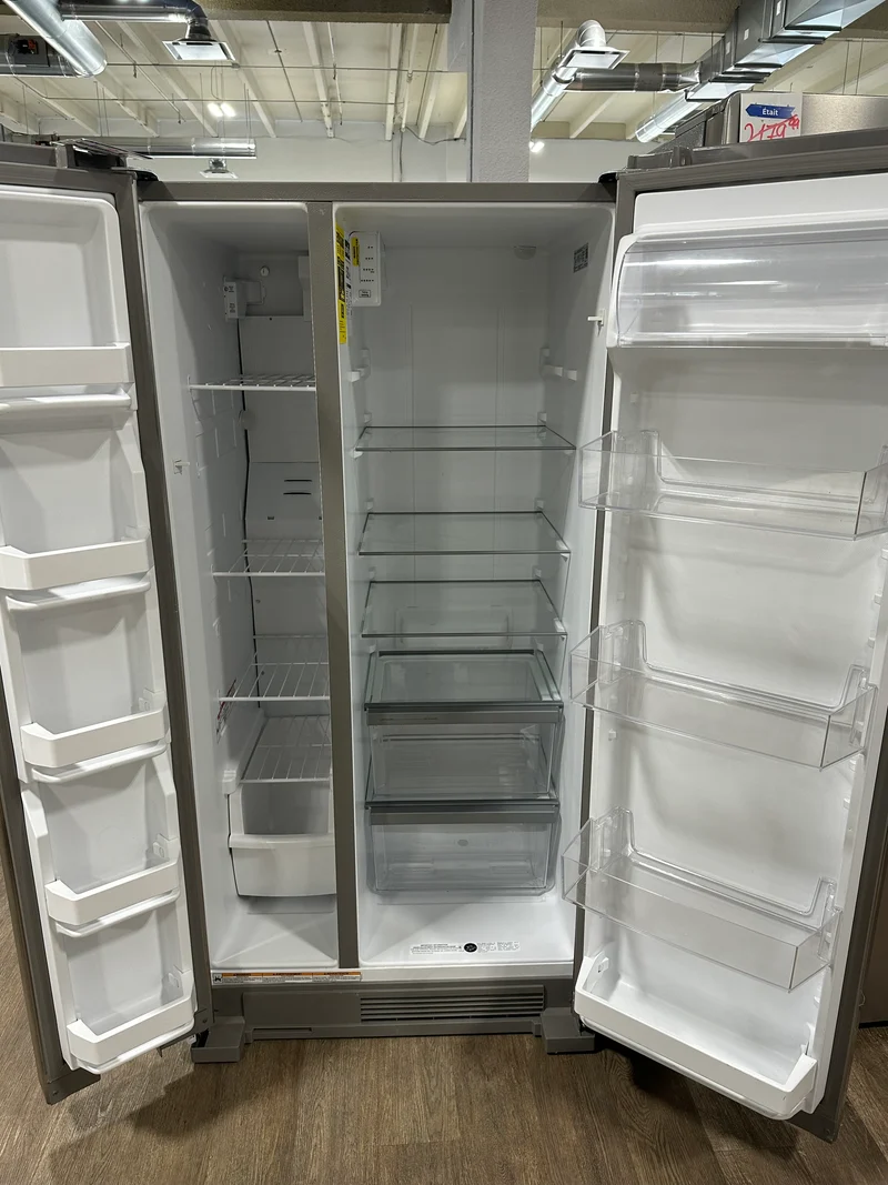 Whirlpool 33 po 21.7 pi cu Réfrigérateur côte-à-côte - inox- WRS312SNHM- boite Ouverte