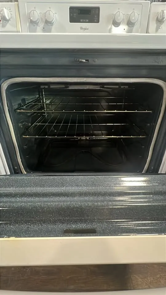 Frigidaire 30'' Cuisinière Vitrocéramique - blanc - reconditionné