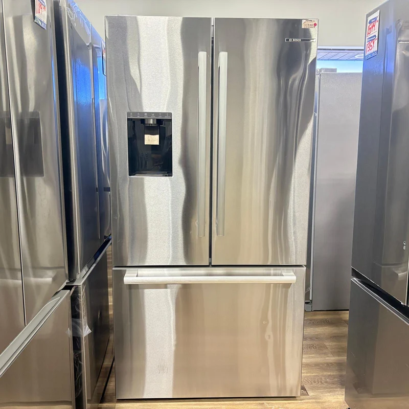 Bosch 36'' 21.6 pc Série 500 Réfrigérateur à portes françaises - Acier brossé - inox - B36CD50SNS - boîte ouverte