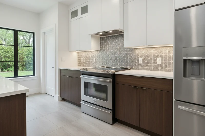 Frigidaire 30'' Cuisinière Encastrée Vitrocéramique - Inox - Reconditionné