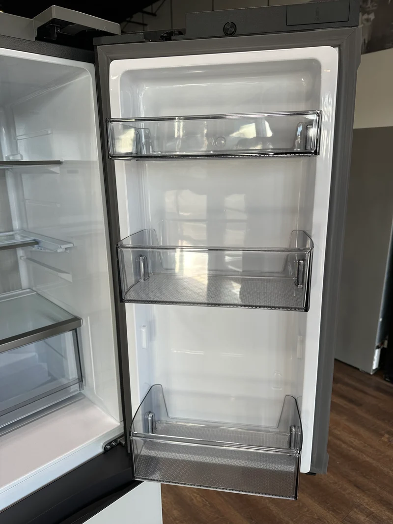 Samsung 36" 22.5 pi. cu.- Réfrigérateur à 4 battants Bespoke - Blanc - RF23BB8900AWAC - Boite ouverte