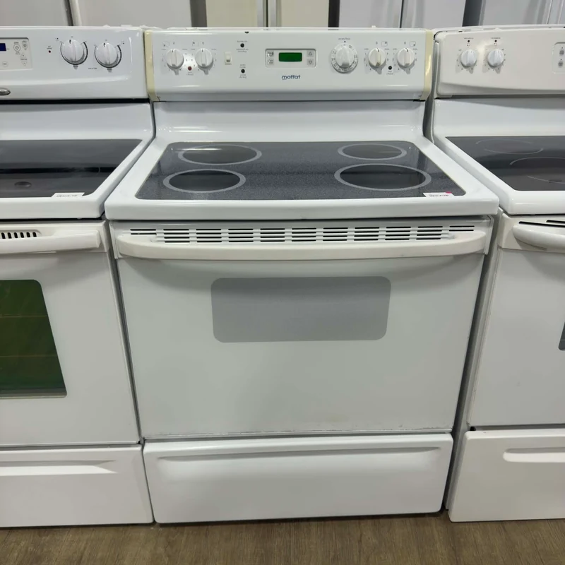 Moffat 30'' Cuisinière Vitrocéramique - Blanc - Reconditionné