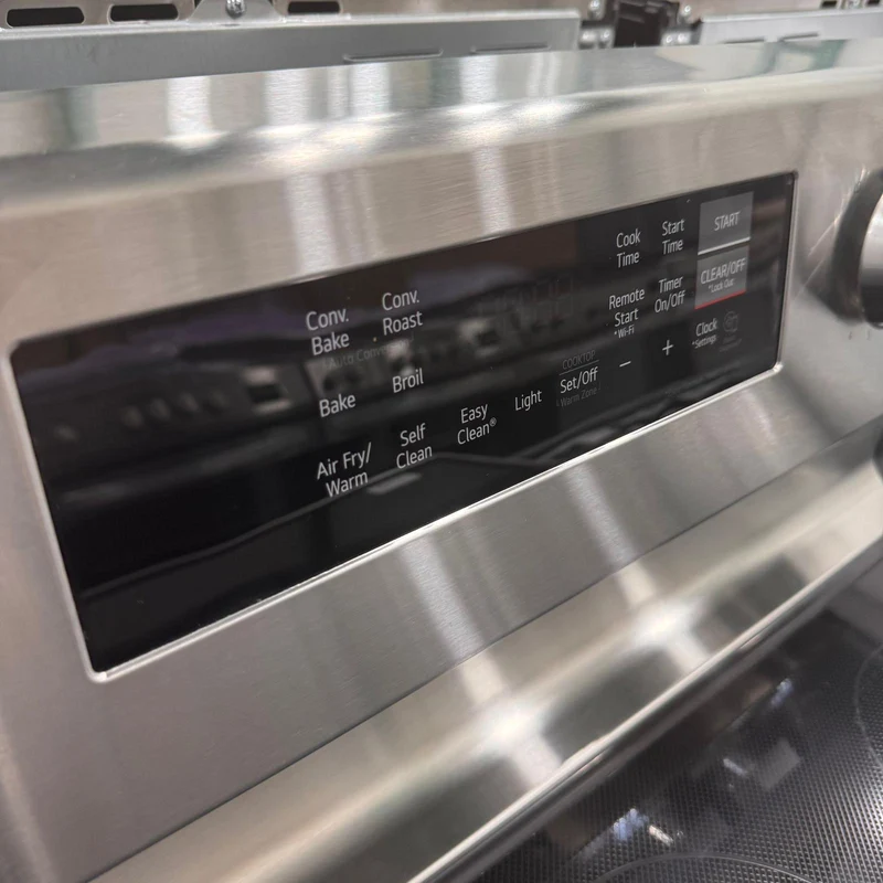 LG 30'' Cuisinière - vitrocéramique - inox - reconditionné