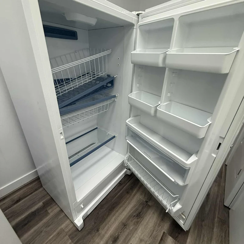 Kenmore 32'' Congélateur vertical- blanc- reconditionné