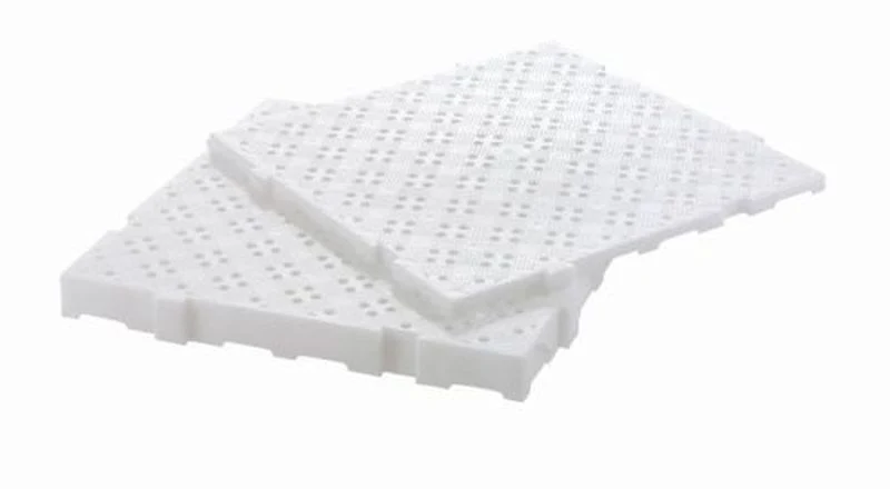 Caillebotis antidérapant clipsable pour sols humides