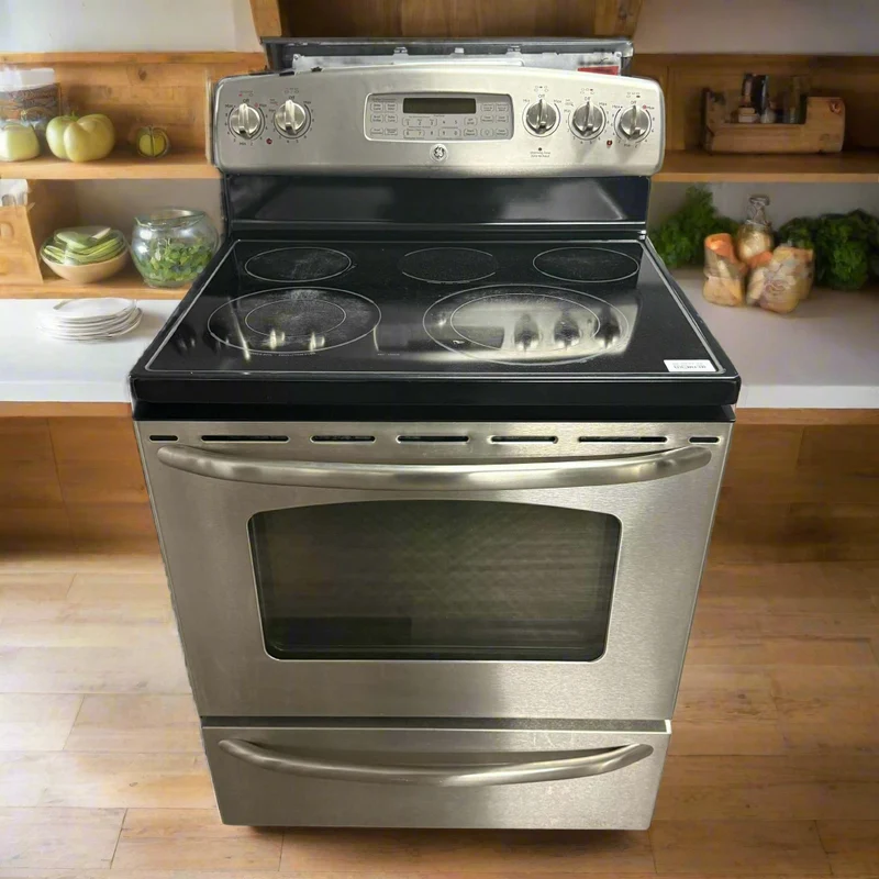 GE 30" Cuisinière vitrocéramique - convection- inox- reconditionnée