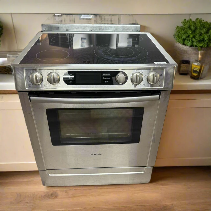 Bosch 30'' Cuisinière vitrocéramique encastrer - convection- inox- reconditionnée