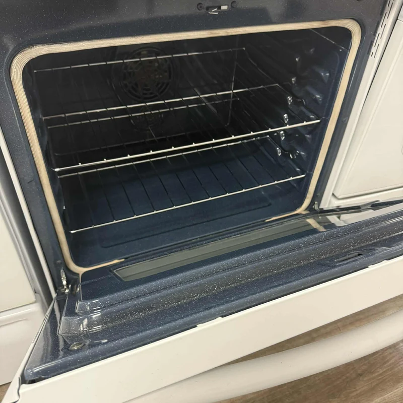Samsung 30'' Cuisinière vitrocéramique- Blanc - Reconditionnée
