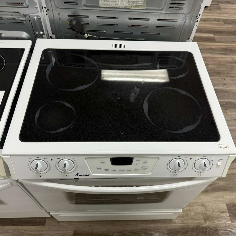 Amana 30'' Cuisinière vitrocéramique encastrable - blanc- reconditionée