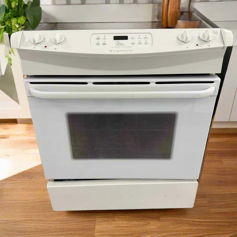 Frigidaire 30'' Cuisinière vitrocéramique encastrable - blanc - reconditionnée
